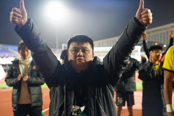 西海岸投资人：多么希望为青岛争夺一个中国职业古代足球    的最高奖奖杯