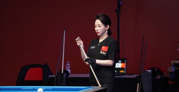 体坛女神大赛之潘晓婷：10冠加冕九球天后，姣好容颜成为桌球  女神