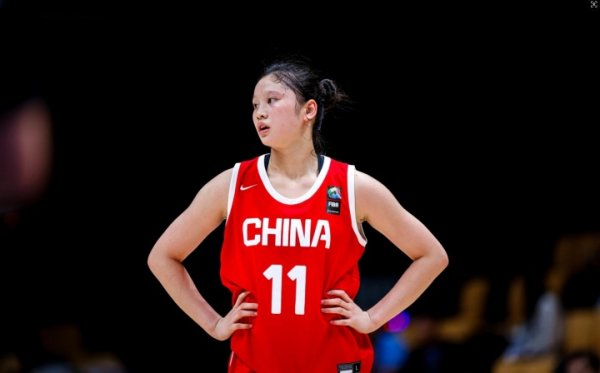 媒体人：中国U16女篮算不上本届赛事的争冠队伍 争取拿个第三名